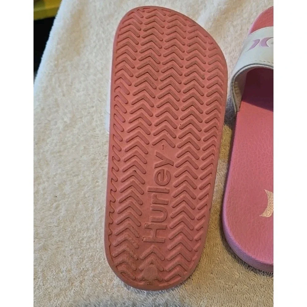 Hurley girl slide